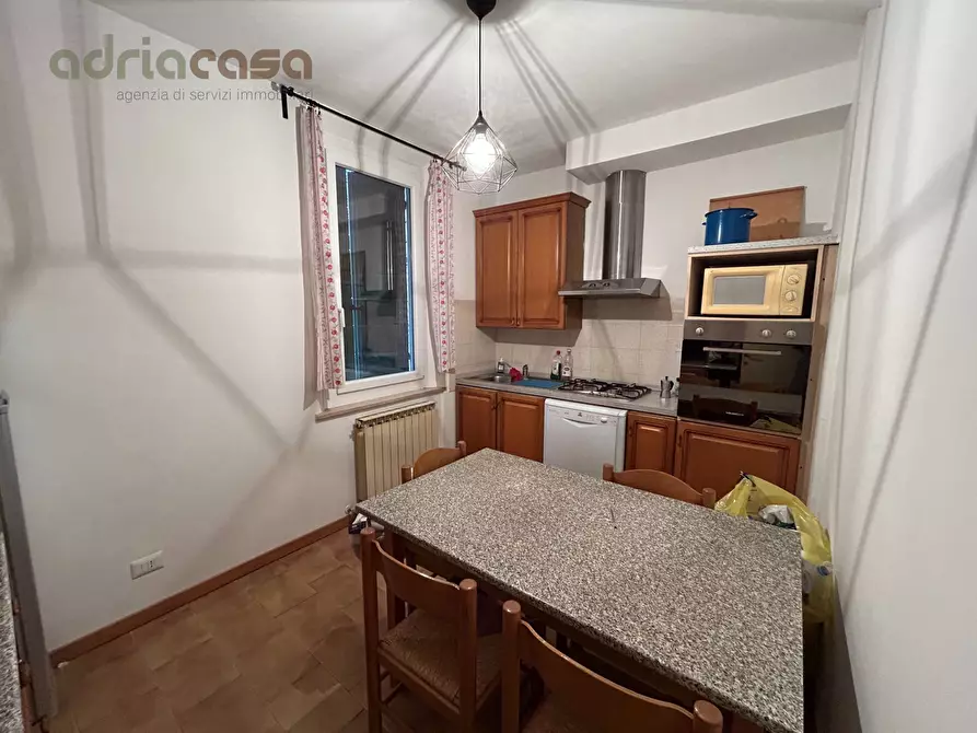 Immagine 4 di Appartamento in vendita  in Via Mancini a Cattolica