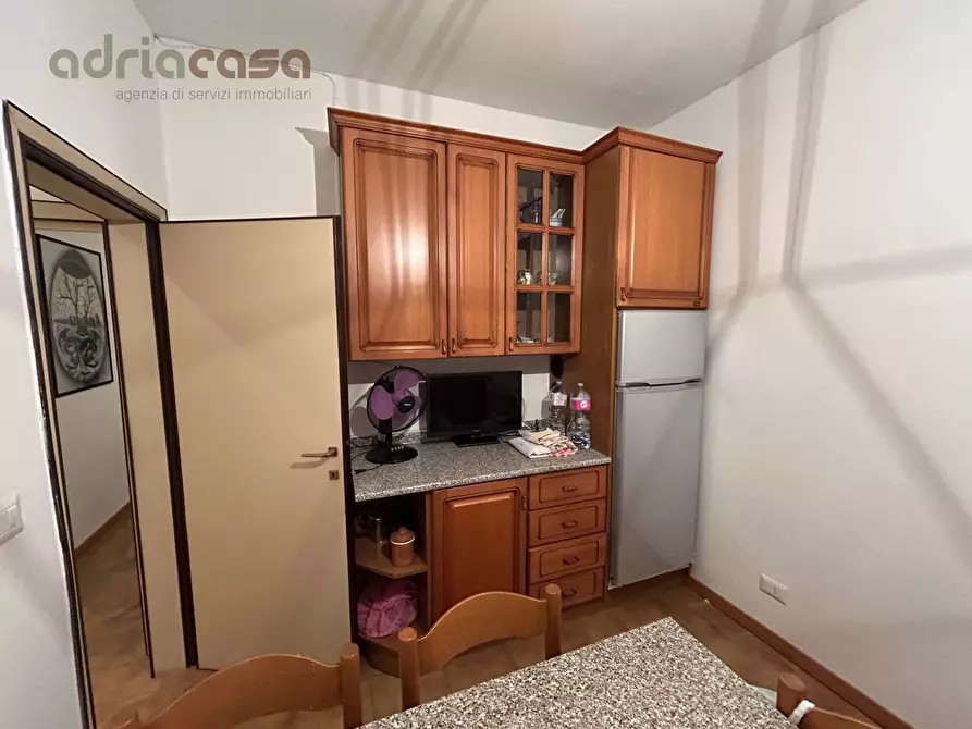 Immagine 5 di Appartamento in vendita  in Via Mancini a Cattolica