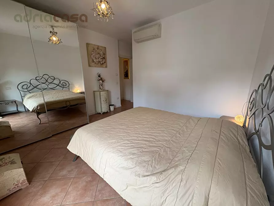 Immagine 13 di Appartamento in affitto  in Viale Emilia a Riccione