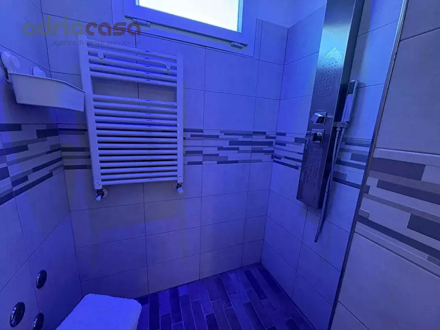 Immagine 6 di Appartamento in affitto  in Via Perosi a Riccione