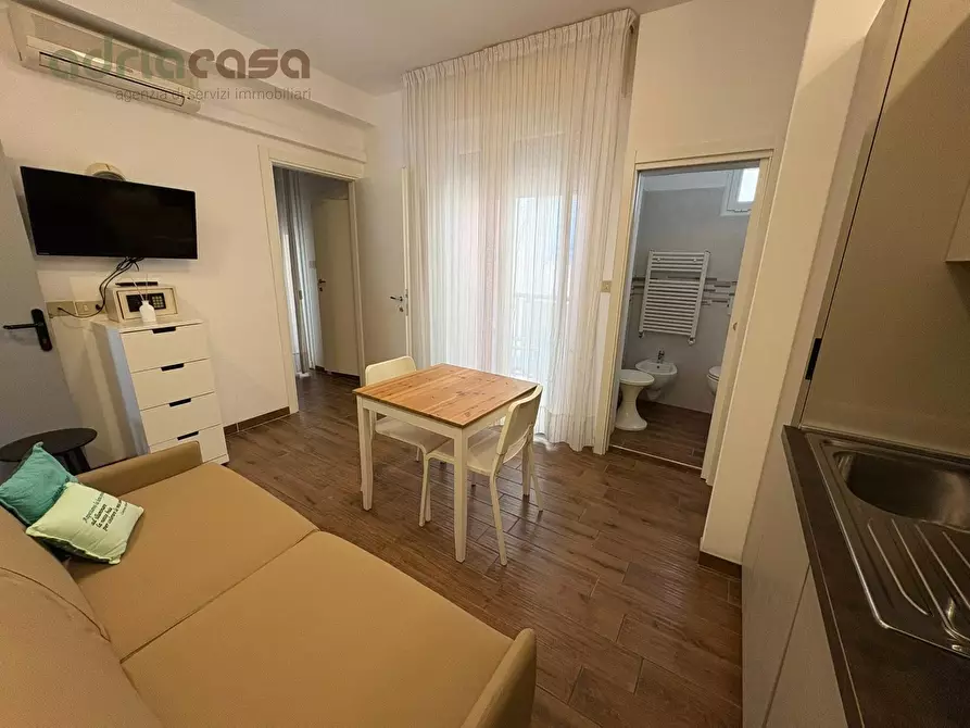 Immagine 2 di Appartamento in affitto  in Via Perosi a Riccione
