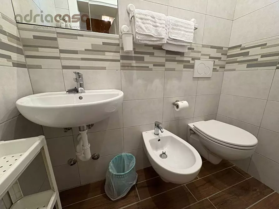 Immagine 7 di Appartamento in affitto  in Via Perosi a Riccione