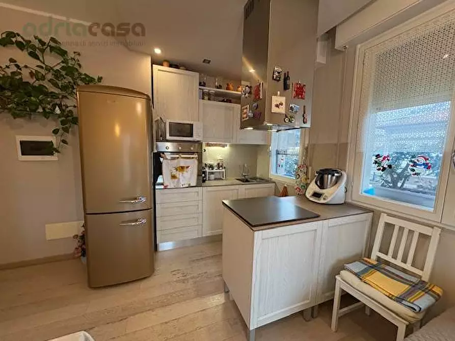 Immagine 5 di Appartamento in affitto  in Viale Finale Ligure a Riccione