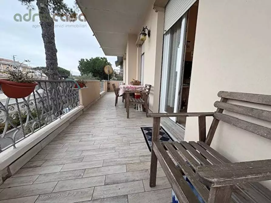 Immagine 12 di Appartamento in affitto  in Viale Finale Ligure a Riccione