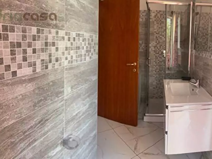 Immagine 7 di Appartamento in affitto  in Viale Tasso a Riccione