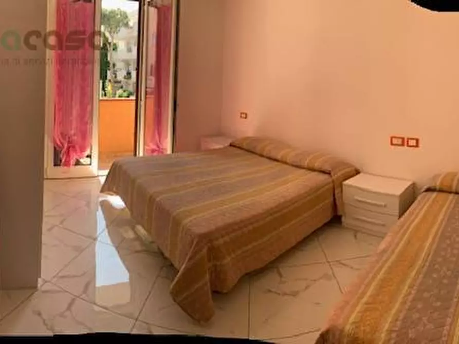 Immagine 8 di Appartamento in affitto  in Viale Tasso a Riccione