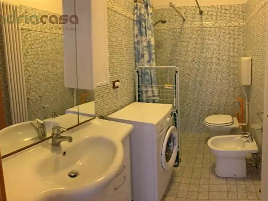 Immagine 4 di Appartamento in affitto  in Viale Tasso a Riccione