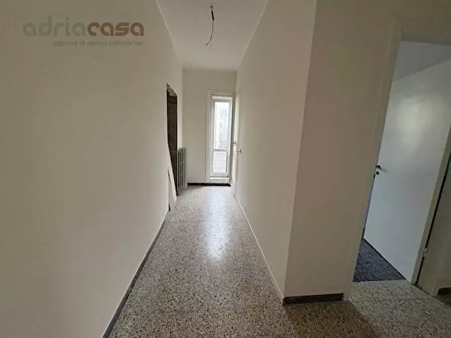 Immagine 4 di Appartamento in vendita  in Via Santa Maria del Monte a Saludecio