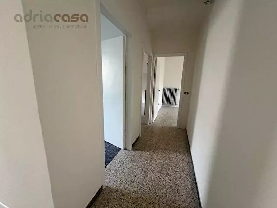 Immagine 3 di Appartamento in vendita  in Via Santa Maria del Monte a Saludecio