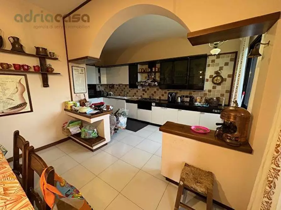 Immagine 2 di Villa in vendita  in Via Camilluccia a Misano Adriatico