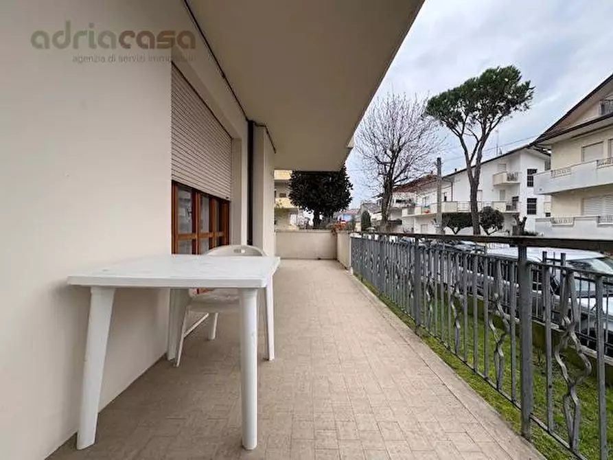 Immagine 4 di Appartamento in affitto  in Via Genova a Riccione