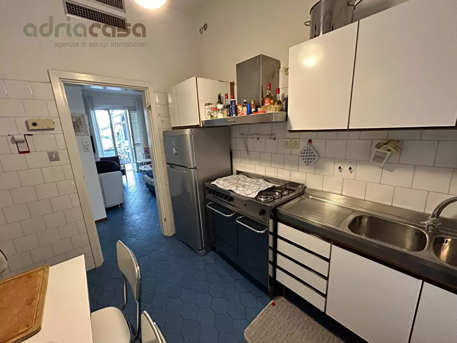 Immagine 8 di Villa in vendita  in Via d'Annunzio a Riccione