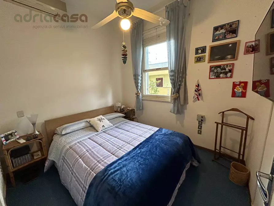 Immagine 11 di Villa in vendita  in Via d'Annunzio a Riccione