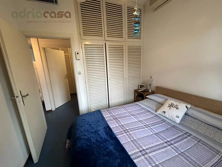 Immagine 12 di Villa in vendita  in Via d'Annunzio a Riccione