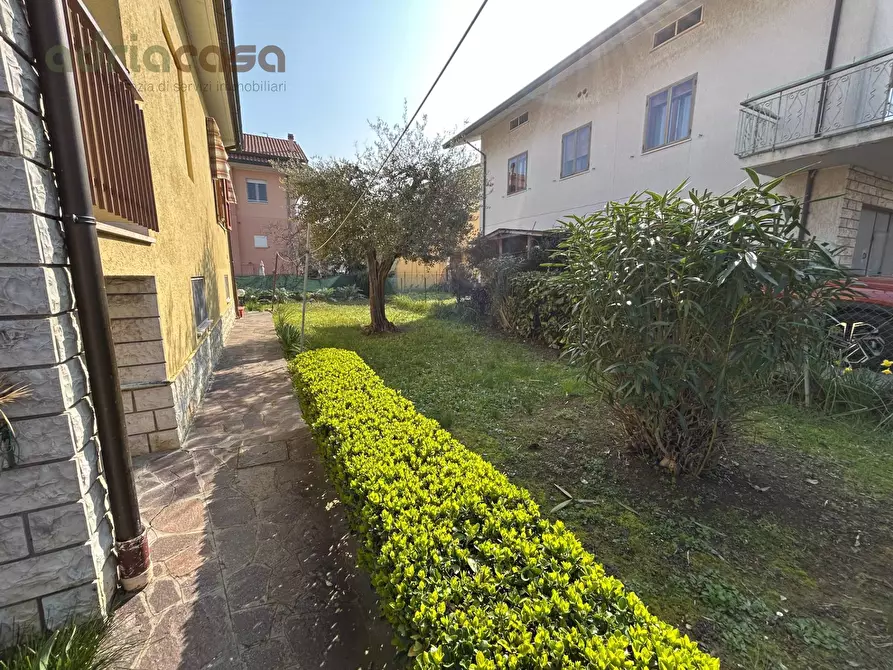 Immagine 14 di Casa indipendente in vendita  in Viale Portofino a Riccione