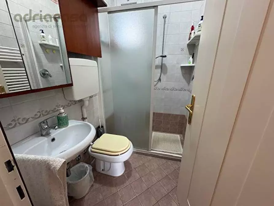 Immagine 8 di Appartamento in vendita  in Viale Trento Trieste a Riccione