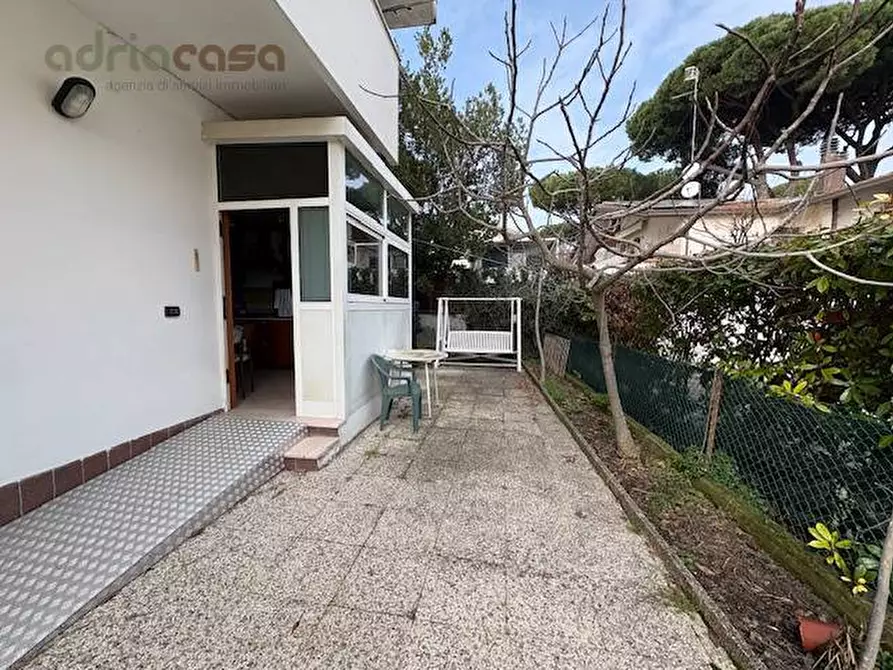 Immagine 9 di Appartamento in vendita  in Viale Trento Trieste a Riccione