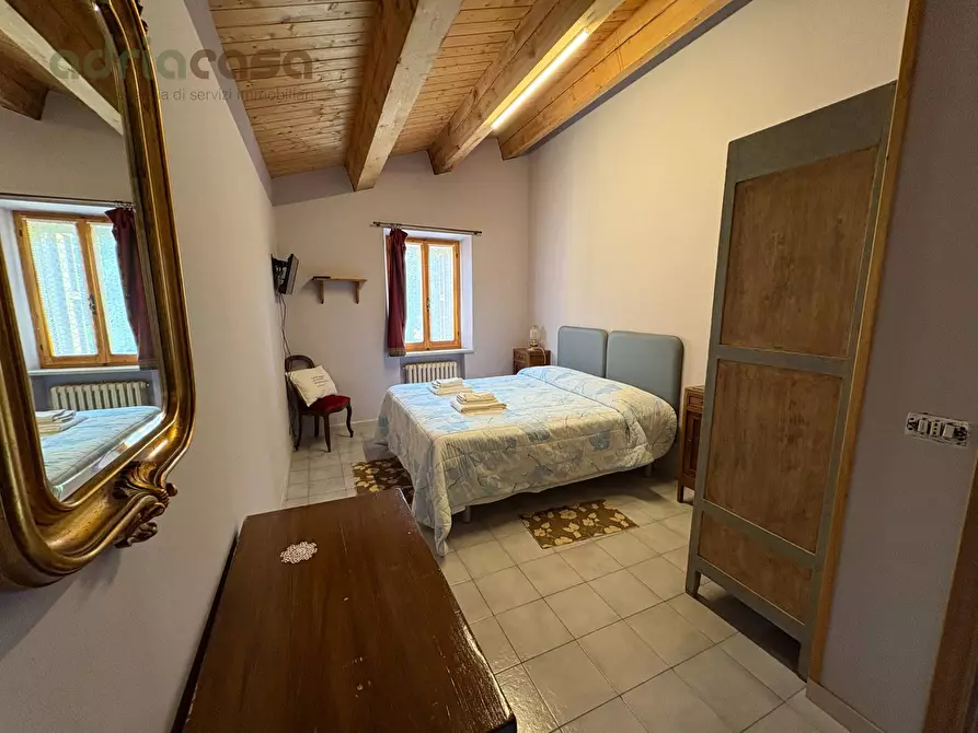 Immagine 9 di Casa indipendente in affitto  in Via Indipendenza a Monte Colombo