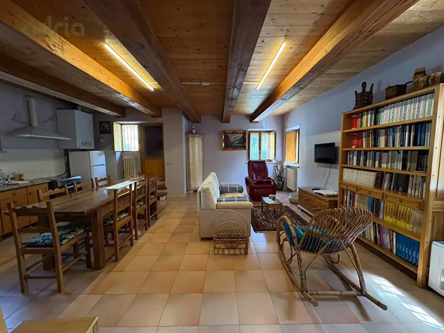 Immagine 2 di Casa indipendente in affitto  in Via Indipendenza a Monte Colombo