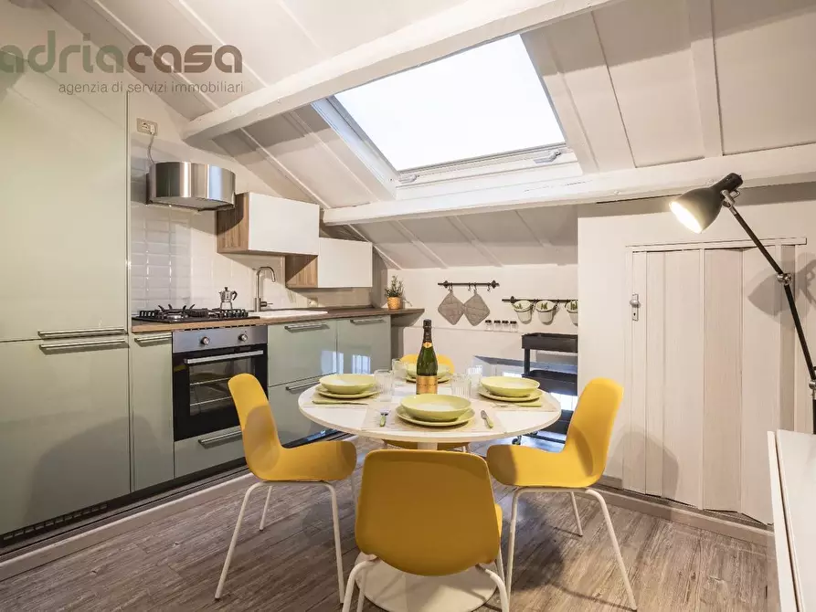 Immagine 1 di Appartamento in affitto  in Viale Verdi a Riccione