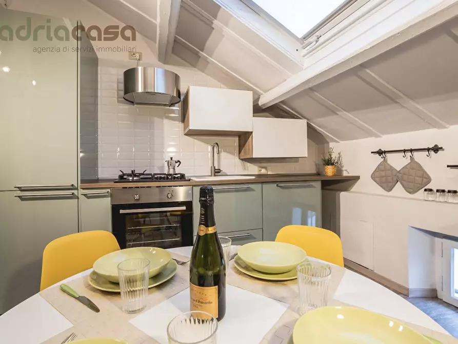 Immagine 4 di Appartamento in affitto  in Viale Verdi a Riccione