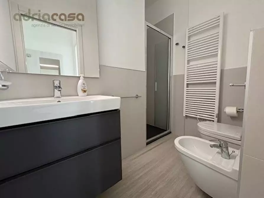 Immagine 10 di Appartamento in affitto  in Viale D'Annunzio a Riccione