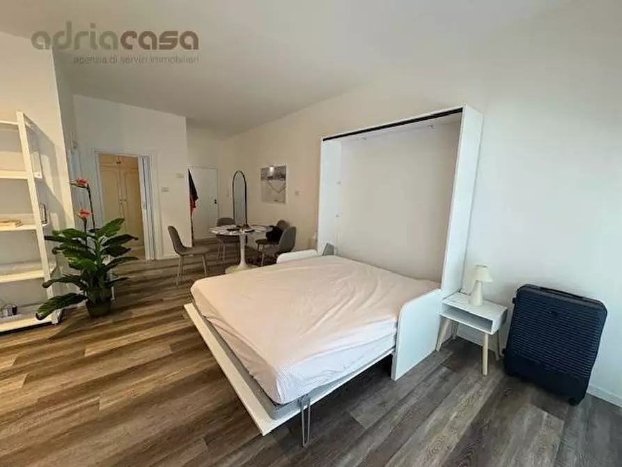 Immagine 4 di Appartamento in affitto  in Viale Dante Alighieri a Riccione