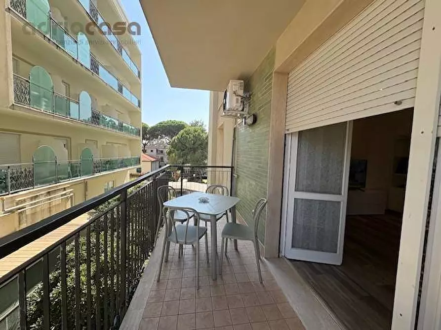 Immagine 10 di Appartamento in affitto  in Viale Dante Alighieri a Riccione