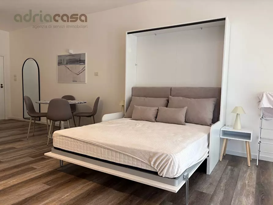 Immagine 11 di Appartamento in affitto  in Viale Dante Alighieri a Riccione