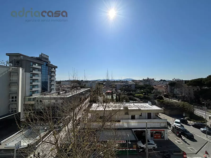 Immagine 6 di Appartamento in affitto  in Viale D'Annunzio a Riccione