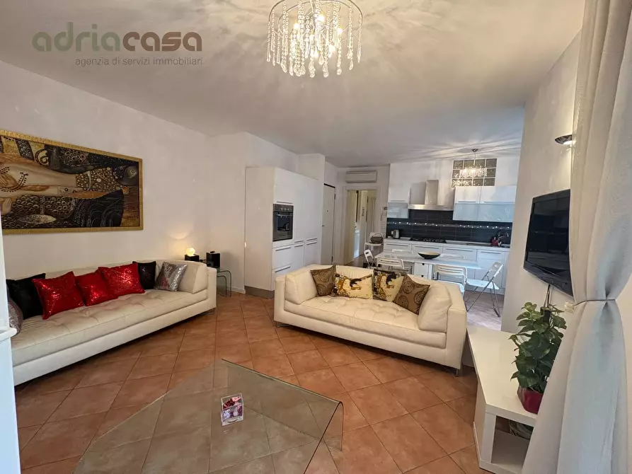 Immagine 6 di Appartamento in affitto  in Viale Emilia a Riccione