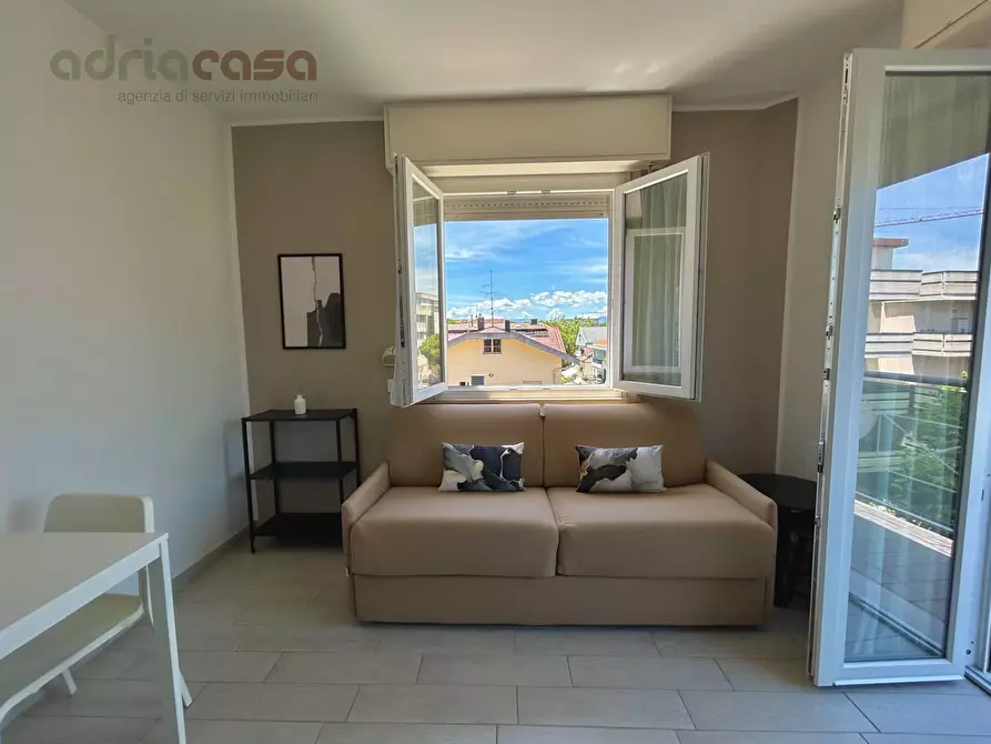 Immagine 4 di Appartamento in affitto  in Viale Dante Alighiei a Riccione