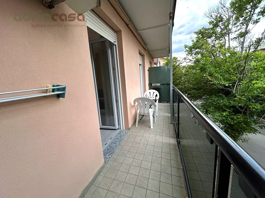 Immagine 6 di Appartamento in affitto  in Viale Dante Alighieri a Riccione