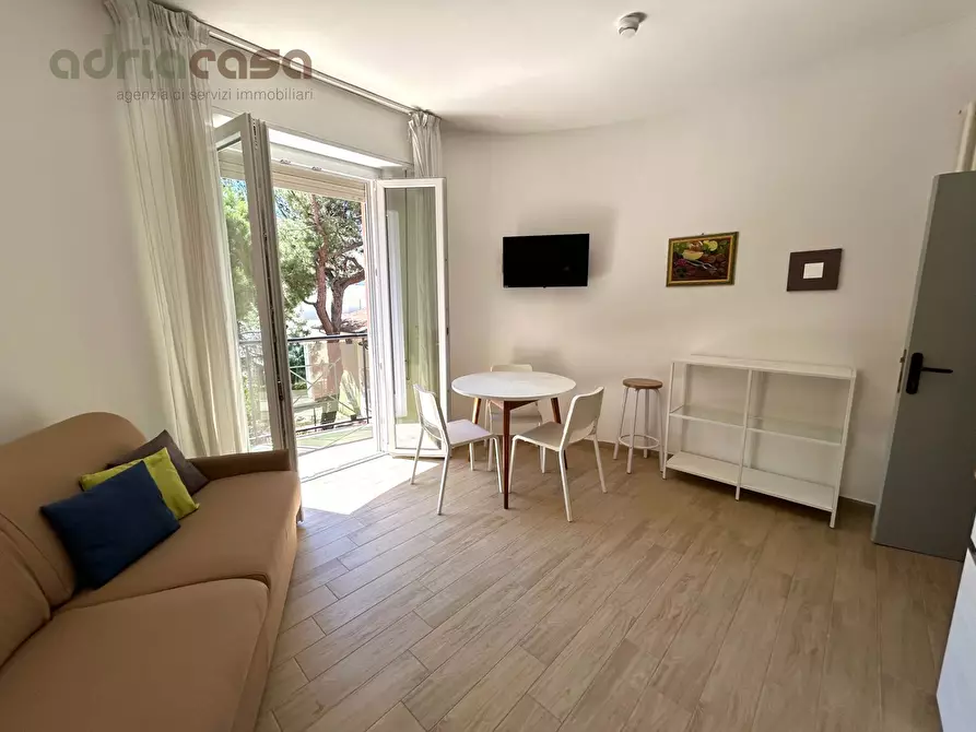 Immagine 3 di Appartamento in affitto  in Viale Dante Alighieri a Riccione