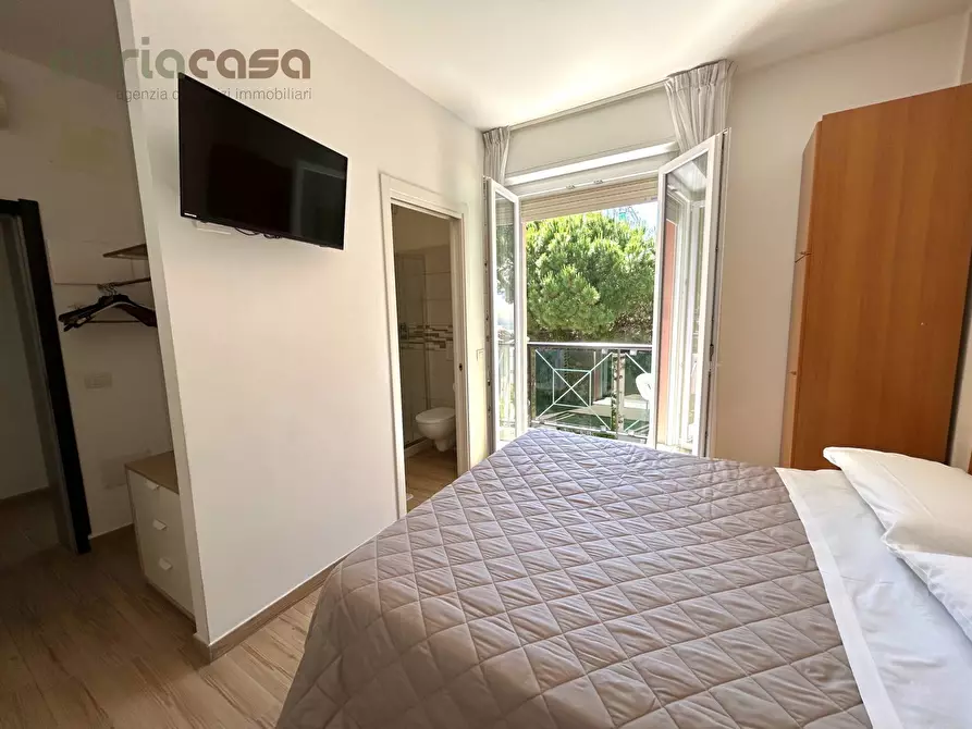 Immagine 9 di Appartamento in affitto  in Viale Dante Alighieri a Riccione