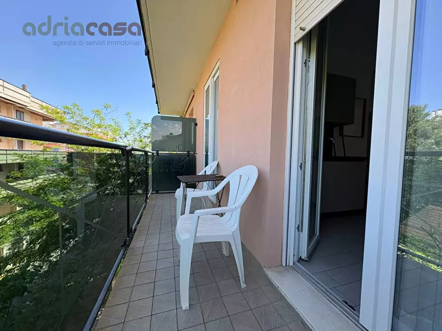 Immagine 5 di Appartamento in affitto  in Viale Dante Alighieri a Riccione