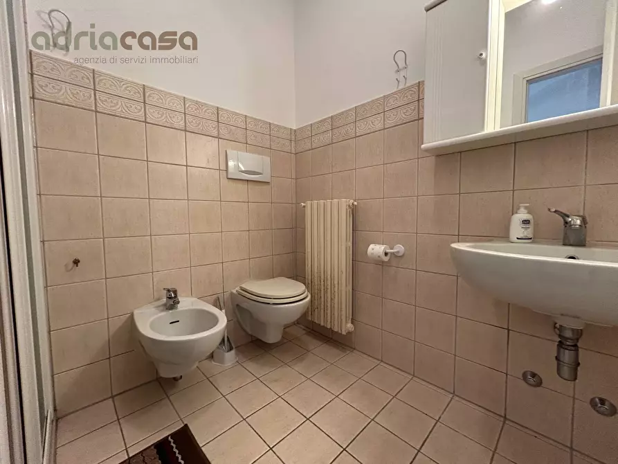 Immagine 11 di Appartamento in affitto  in Viale Ceccarini a Riccione