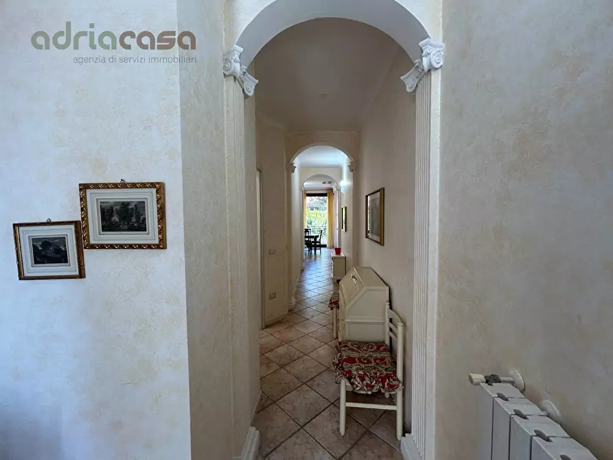 Immagine 14 di Appartamento in affitto  in Viale Ceccarini a Riccione