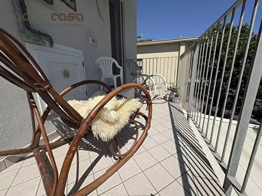 Immagine 8 di Appartamento in vendita  in Viale Regina Elena a Rimini
