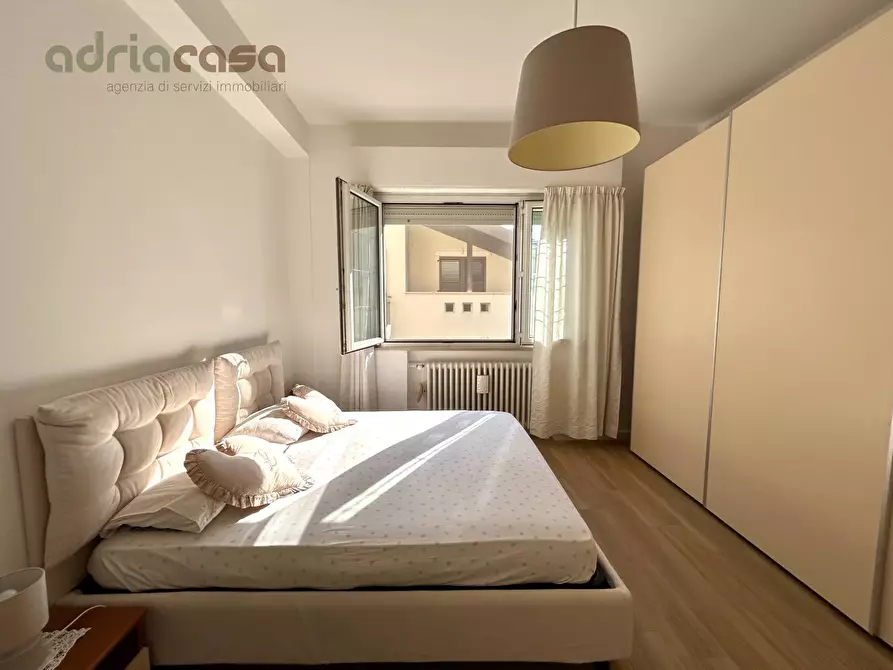 Immagine 8 di Appartamento in vendita  in Viale Emilia a Riccione