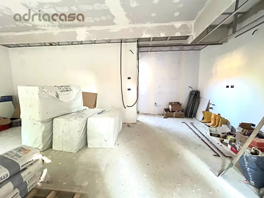 Immagine 9 di Appartamento in vendita  in Viale Massaua a Riccione
