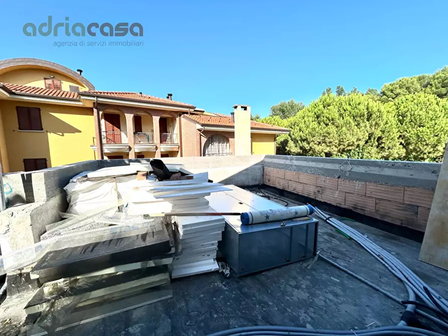 Immagine 7 di Appartamento in vendita  in Viale Massaua a Riccione