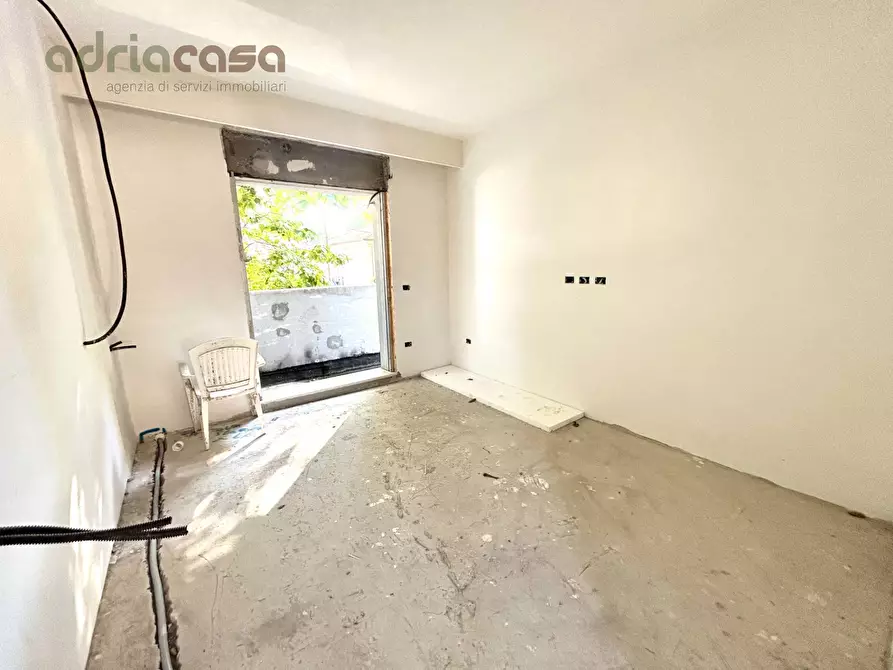 Immagine 11 di Appartamento in vendita  in Viale Massaua a Riccione