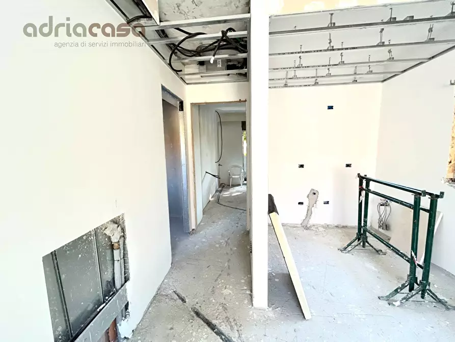 Immagine 13 di Appartamento in vendita  in Viale Massaua a Riccione