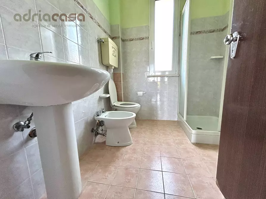Immagine 13 di Casa indipendente in vendita  in Viale Abruzzi a Riccione