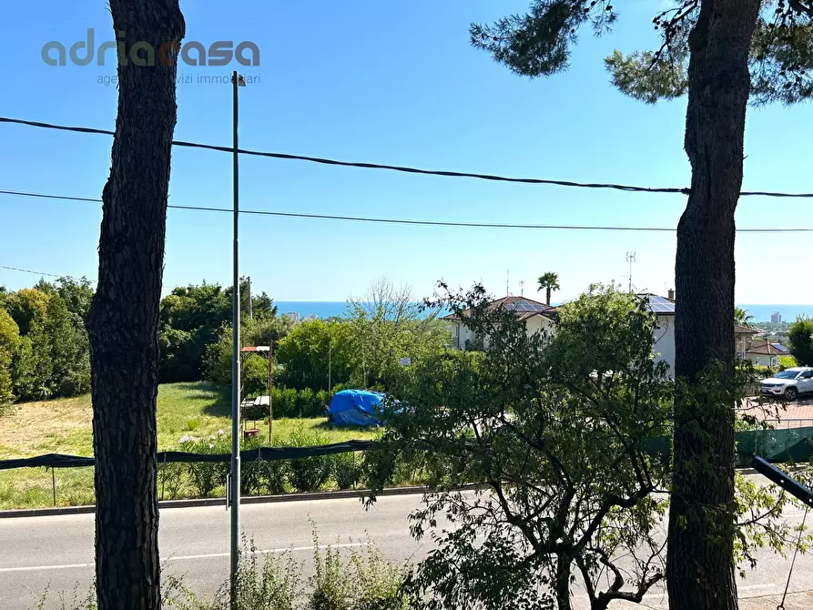 Immagine 7 di Casa indipendente in vendita  in Viale Abruzzi a Riccione