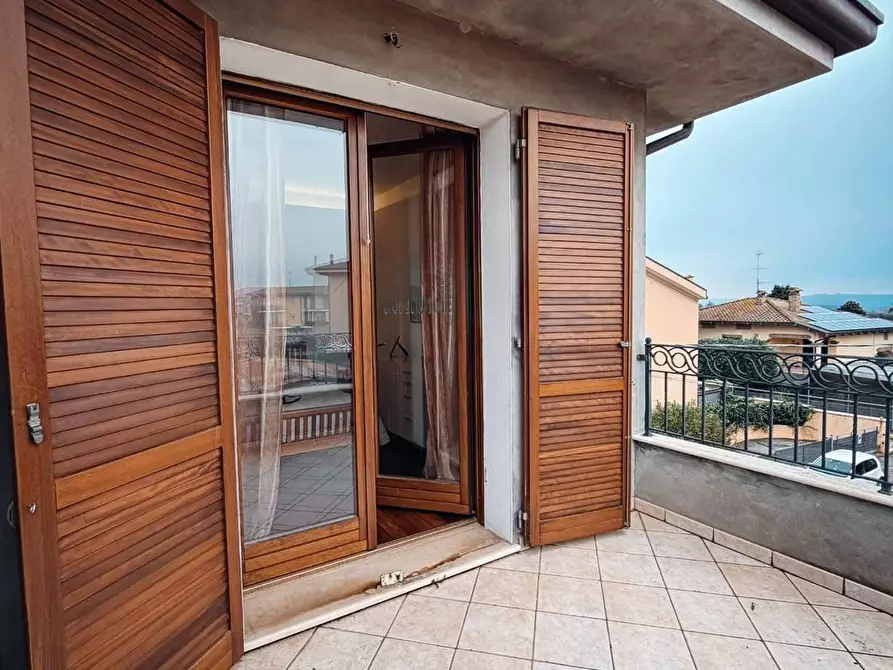 Immagine 10 di Villa in vendita  in Via Tavoleto a San Clemente