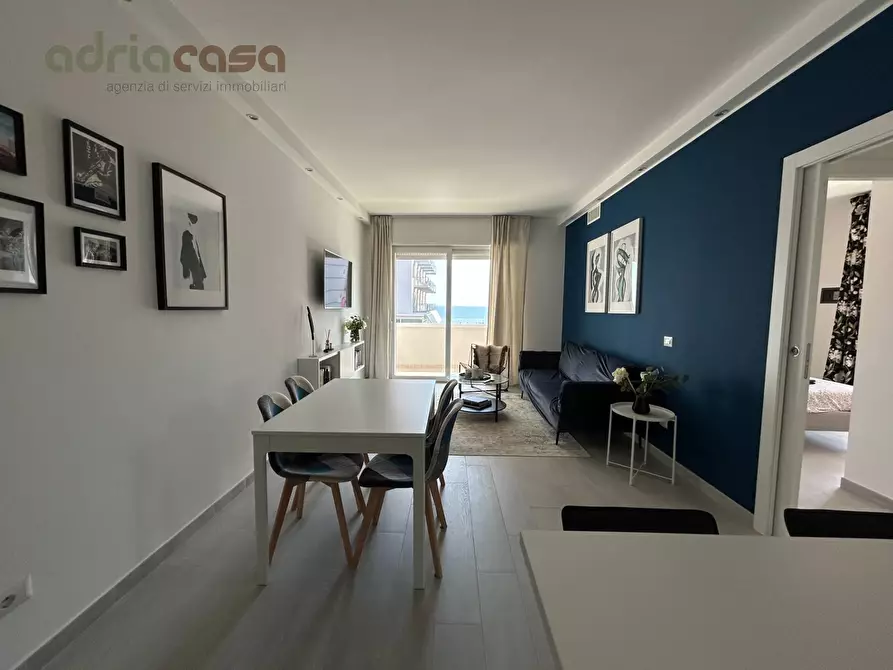 Immagine 1 di Appartamento in affitto  in Viale D'Annunzio a Riccione