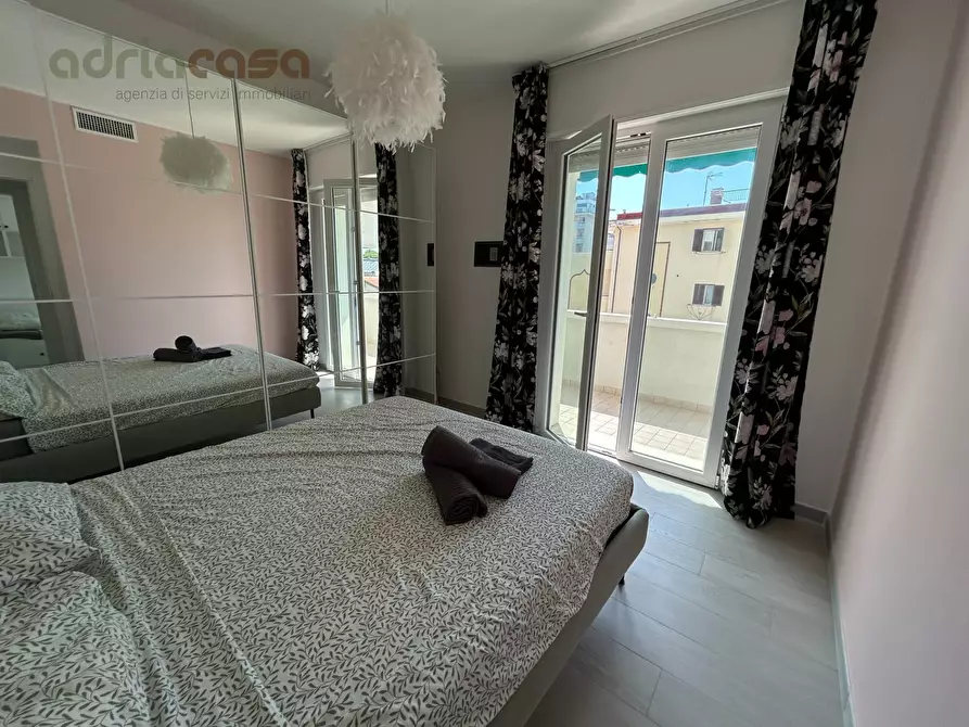 Immagine 6 di Appartamento in affitto  in Viale D'Annunzio a Riccione