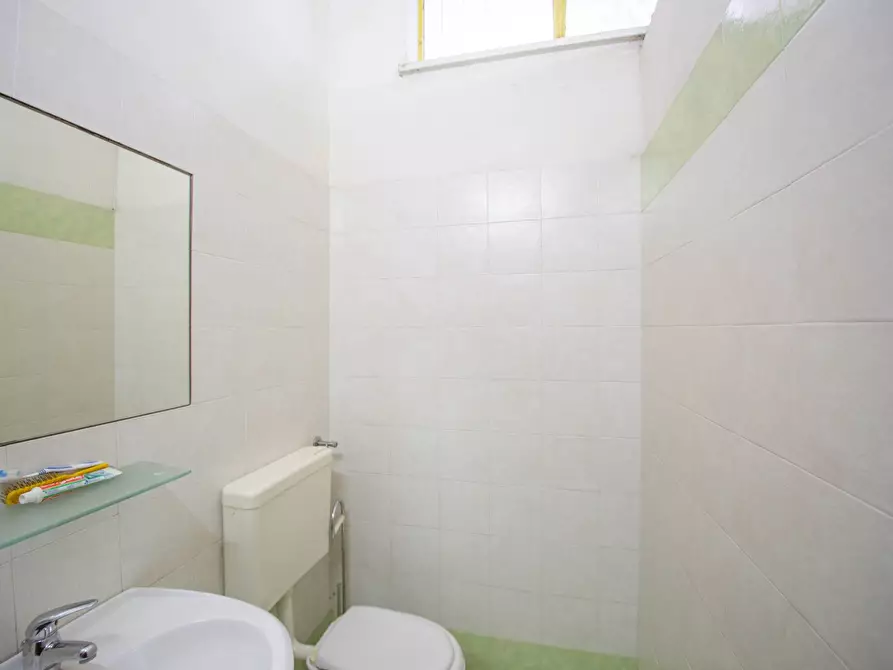 Immagine 14 di Laboratorio in vendita  in Via Tronto 42/44 a Pescara